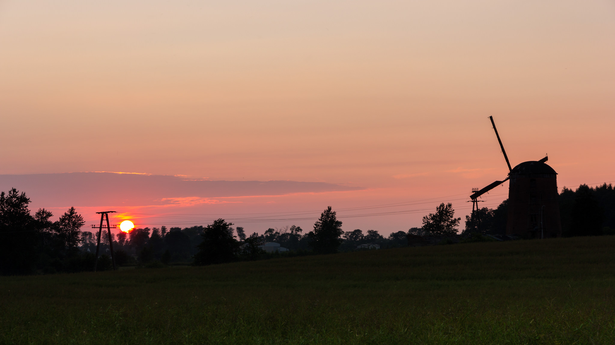 Młyn wiatrowy w Zdrzewnie